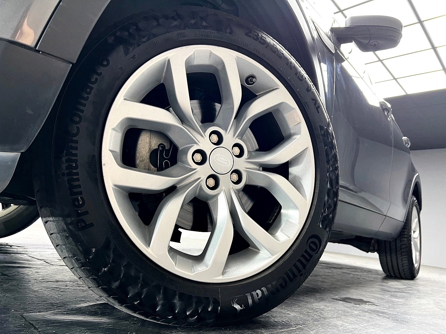 (76)Discovery Sport