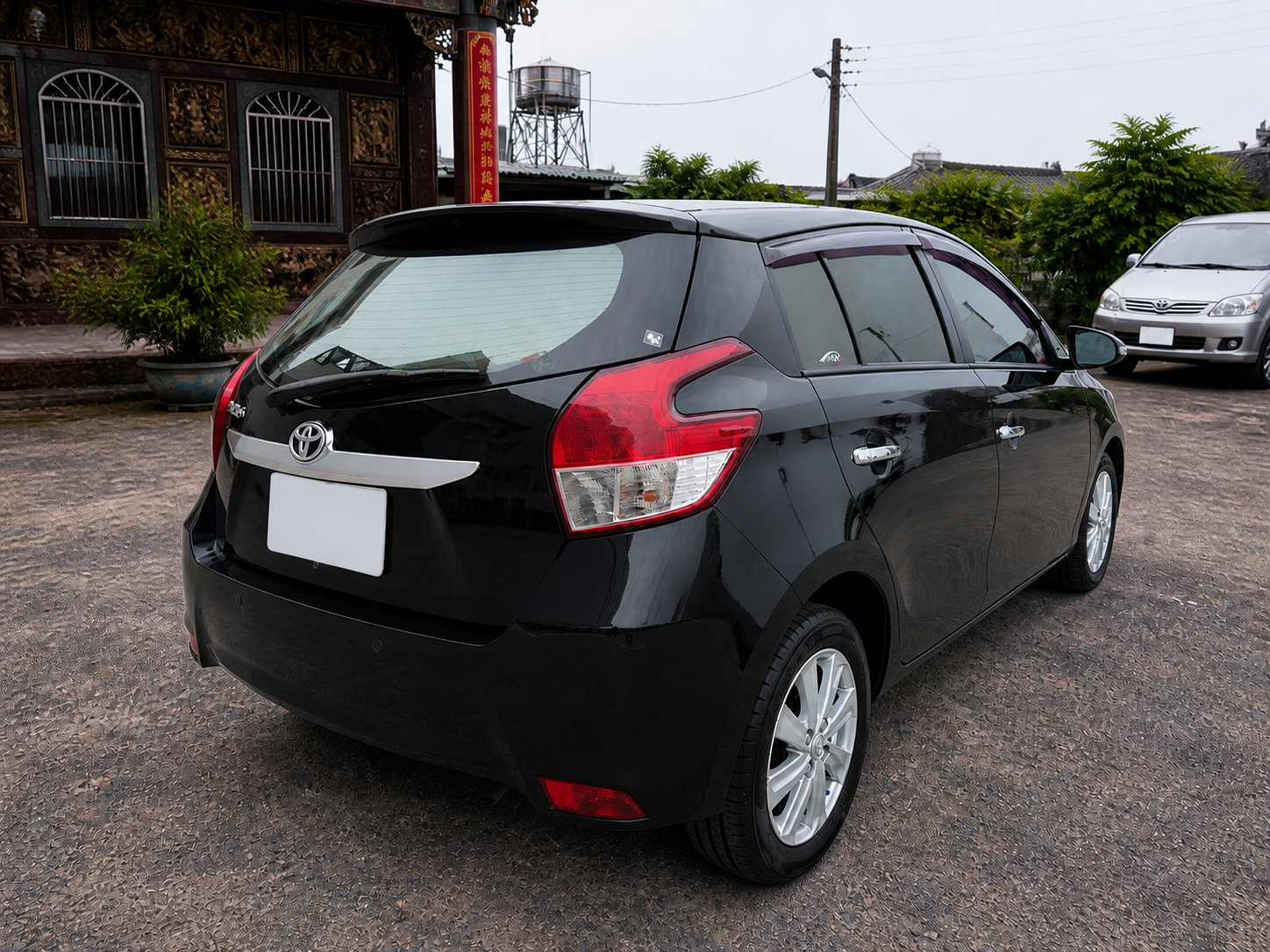 2014年 YARIS 豪華IKEY版 