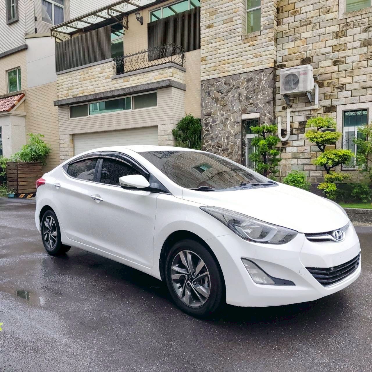 一手車 全車無重大事故 無待修 無泡水 