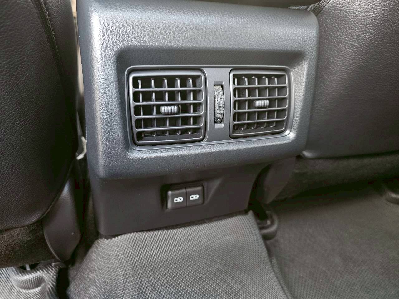 2022年 CAMRY 油電旗艦頂配