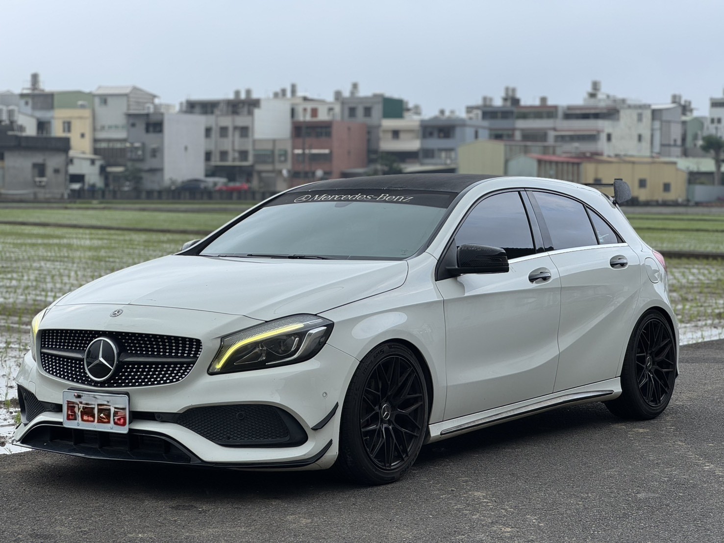 2017年  BENZ A180 小改款