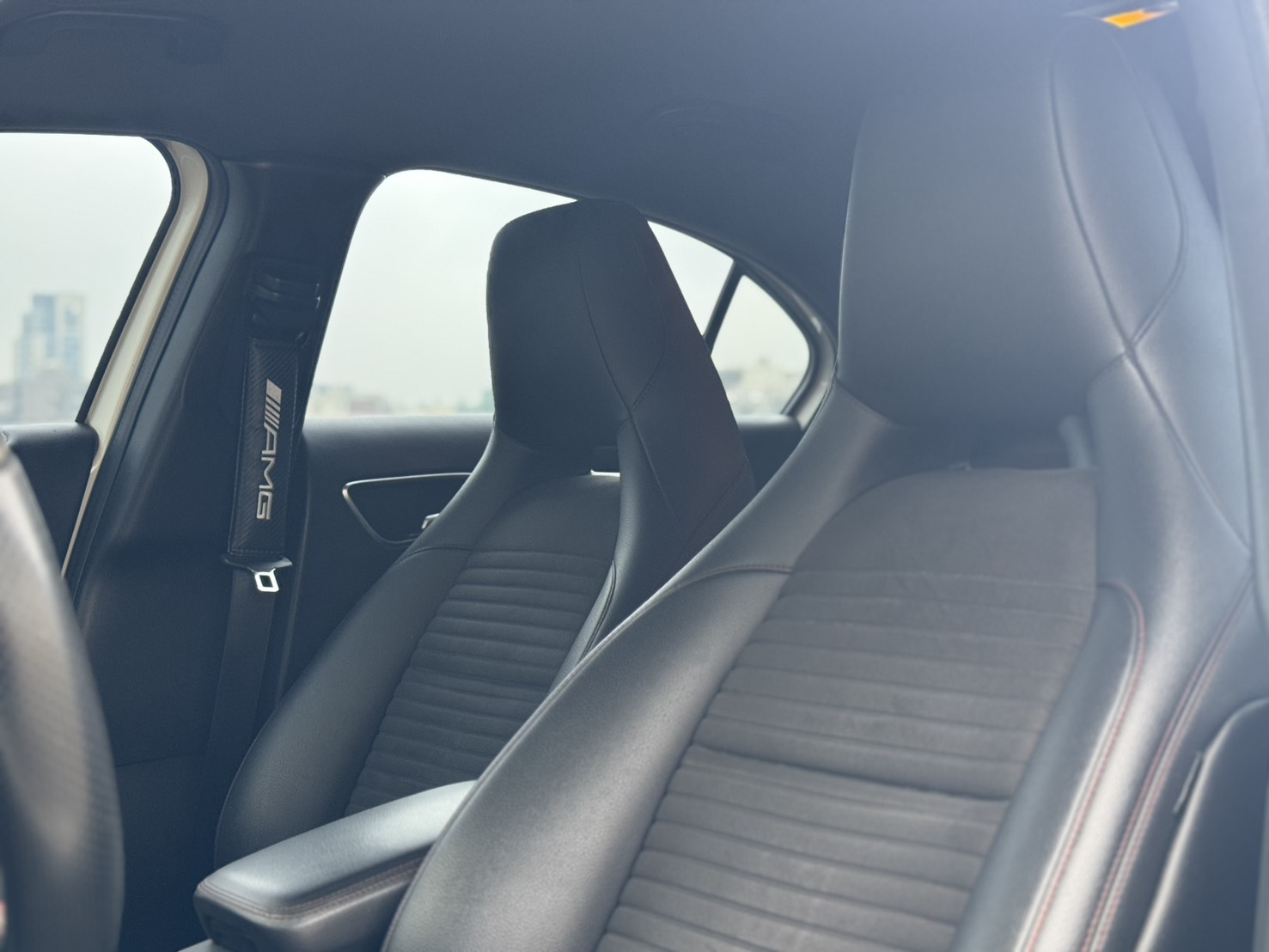 2017年  BENZ A180 小改款