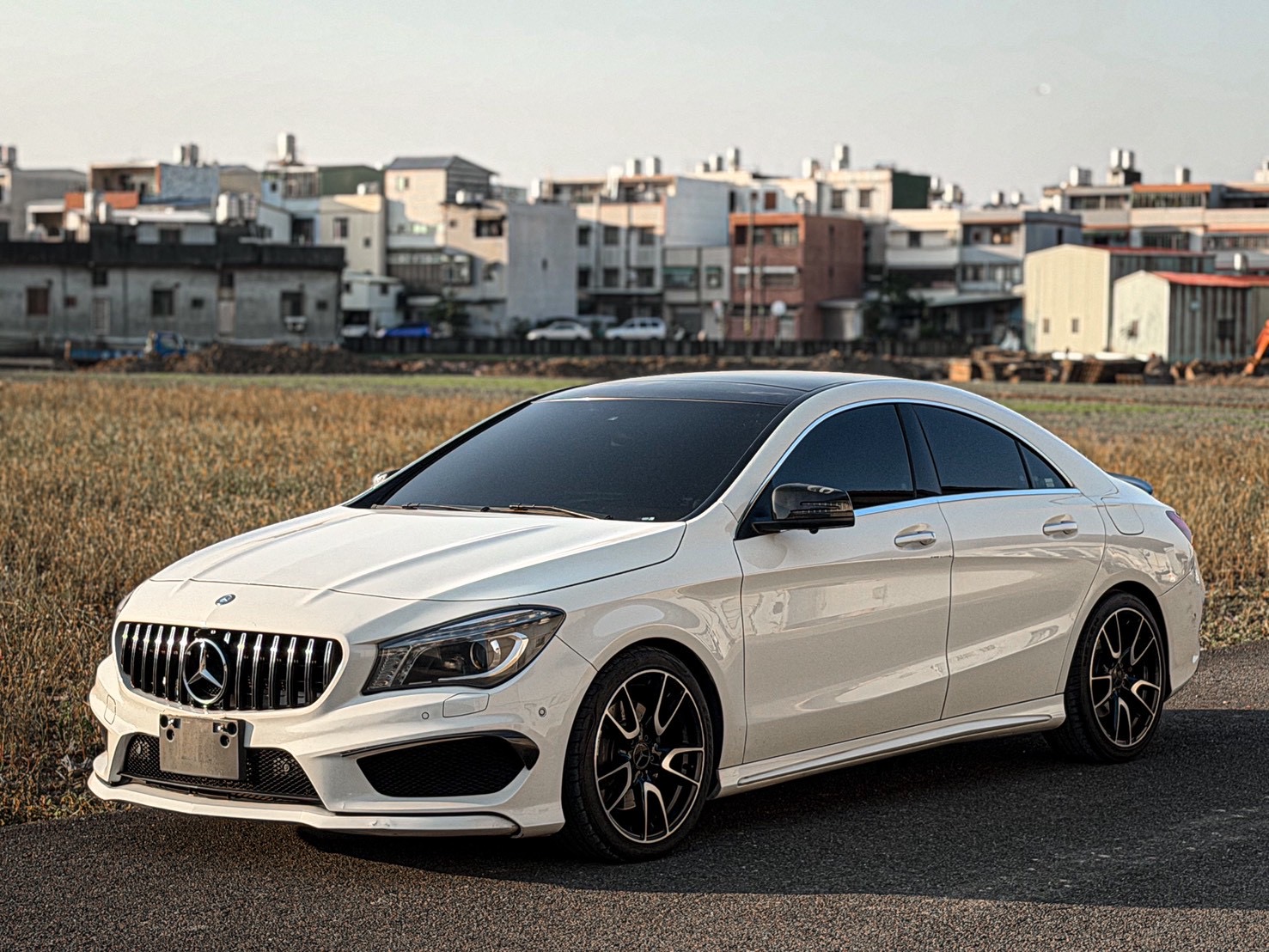 2015年   CLA250 AMG