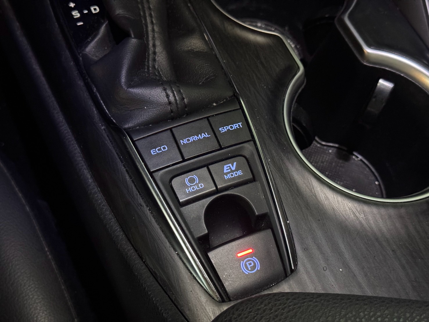 2022年Camry Hybrid